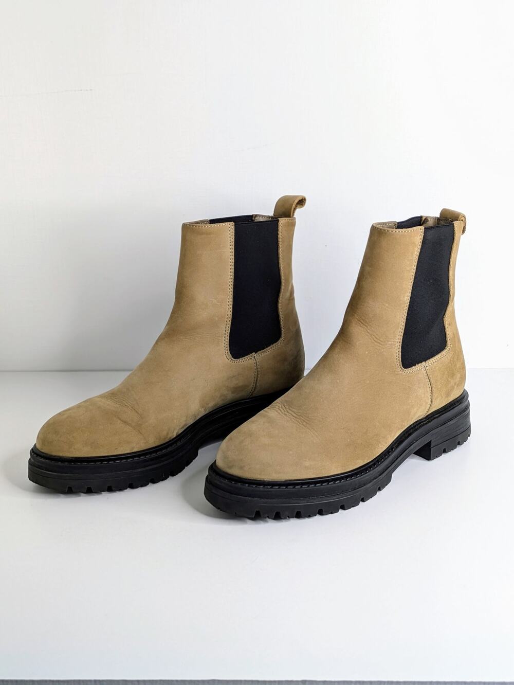 Jenni Kayne Brooklyn Lug Chelsea Boot 39 Walnut Tan Suede Leather Pull On 8.5